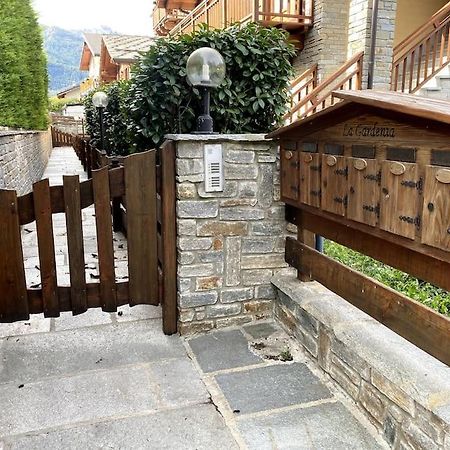 Incantevole Appartamento Con Giardino - Garage Privato E Free Wifi Оулькс Екстер'єр фото